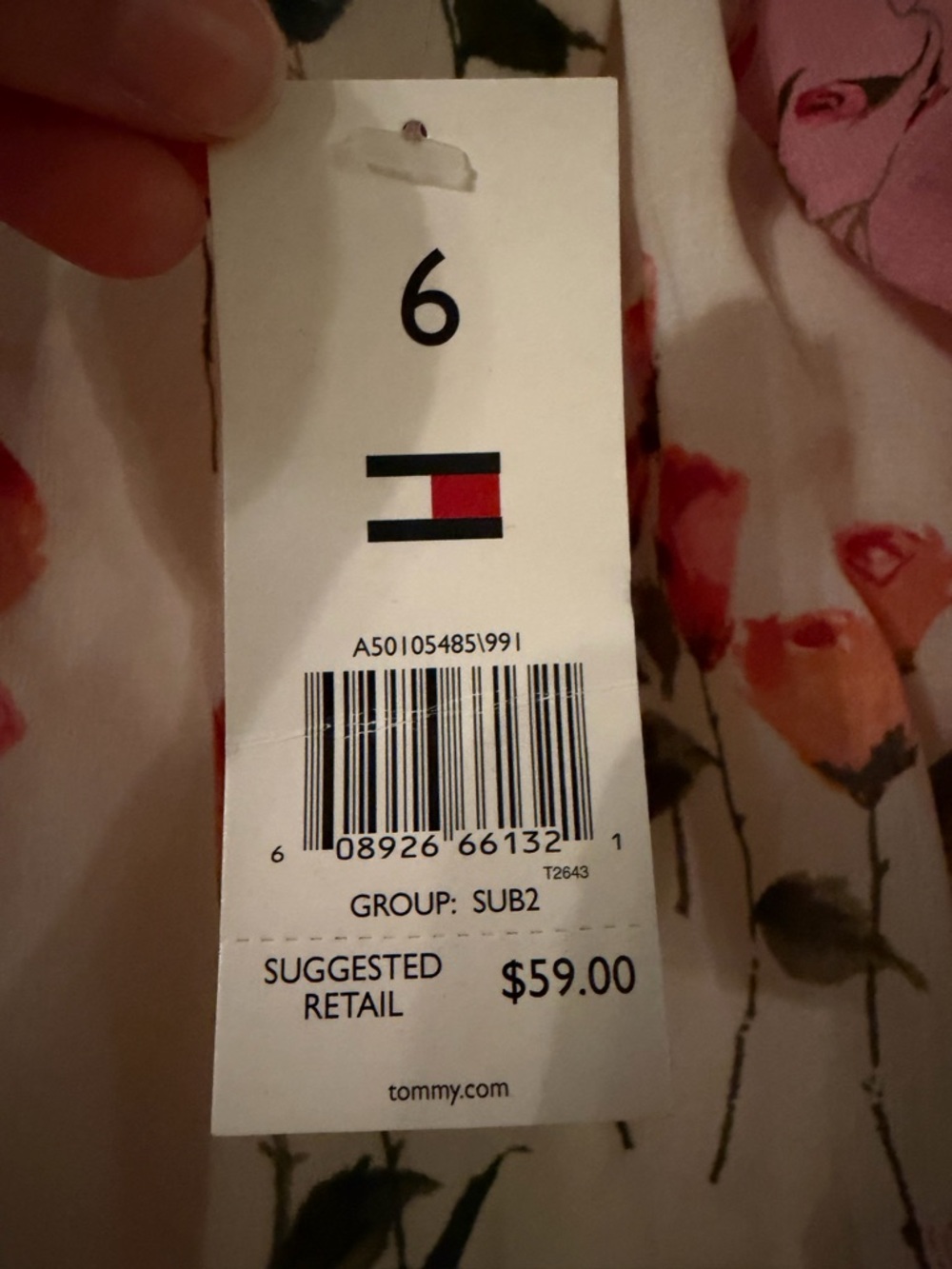 NWT Tommy Hilfiger Floral Peasant Blouse in Cream with Mixed-Print Sleeves Sz 6 - Picture 3 of 6